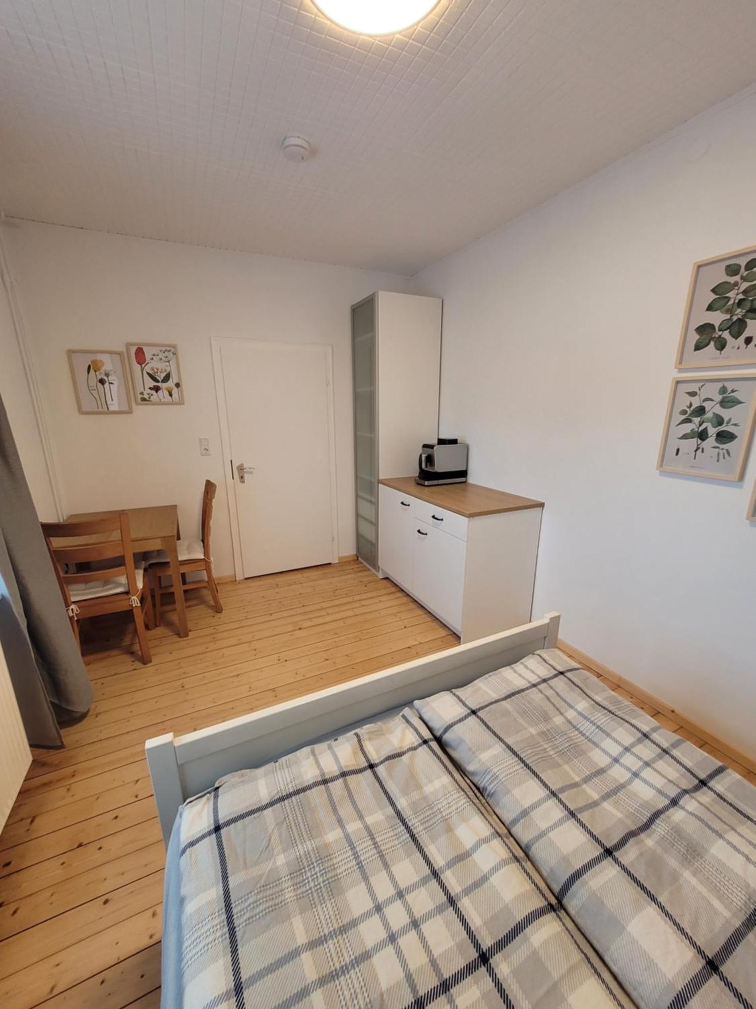 Ruhige, Kleine Unterkunft In Weyhe, Naehe Bremen Ngoại thất bức ảnh